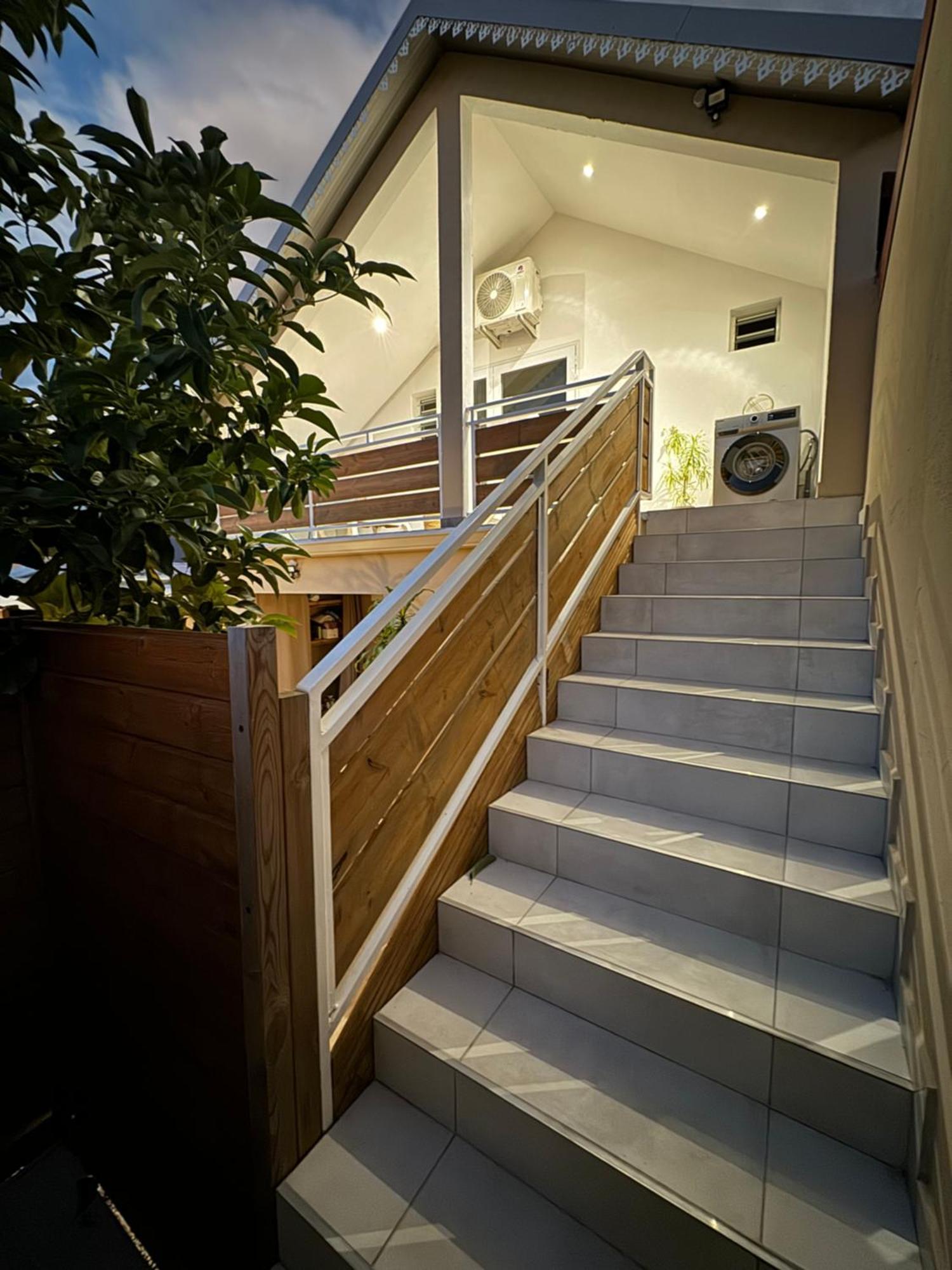 Grand Studio Charmant, Tout Equipe… Saint-Denis Bagian luar foto